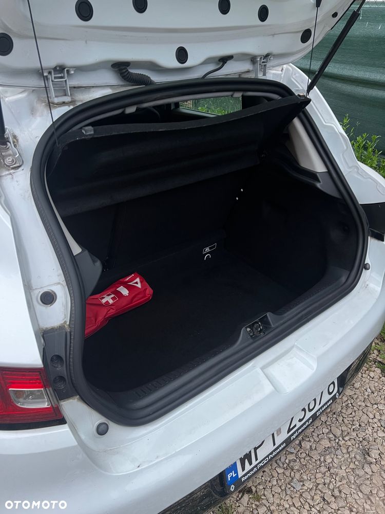 Renault Clio 0.9 TCe Business - 13