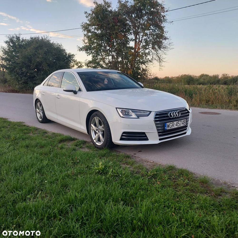 Audi A4 - 1