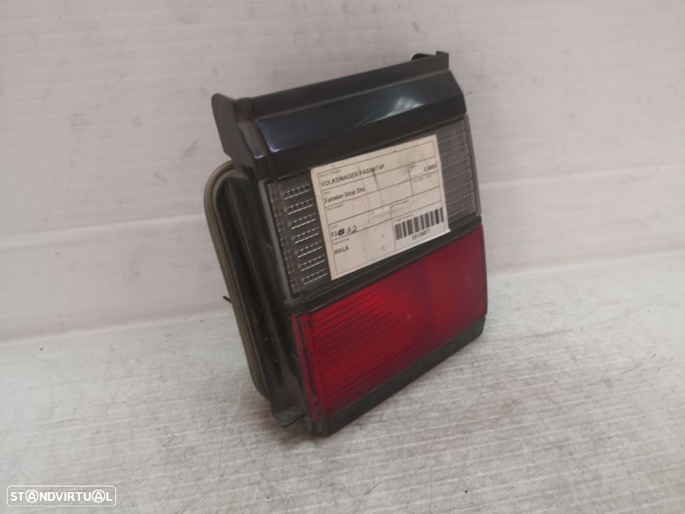 Farolim Stop Dto Volkswagen Passat (3A2, 35I) - 2