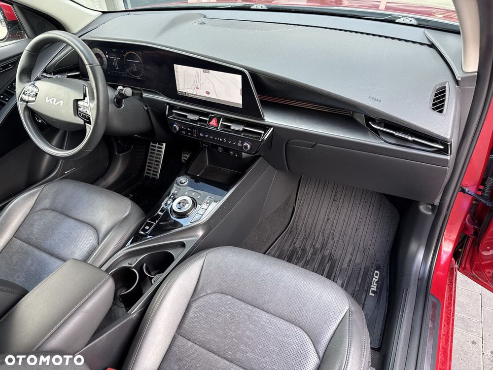 Kia Niro 1.6 GDI Hybrid Business Line - 25