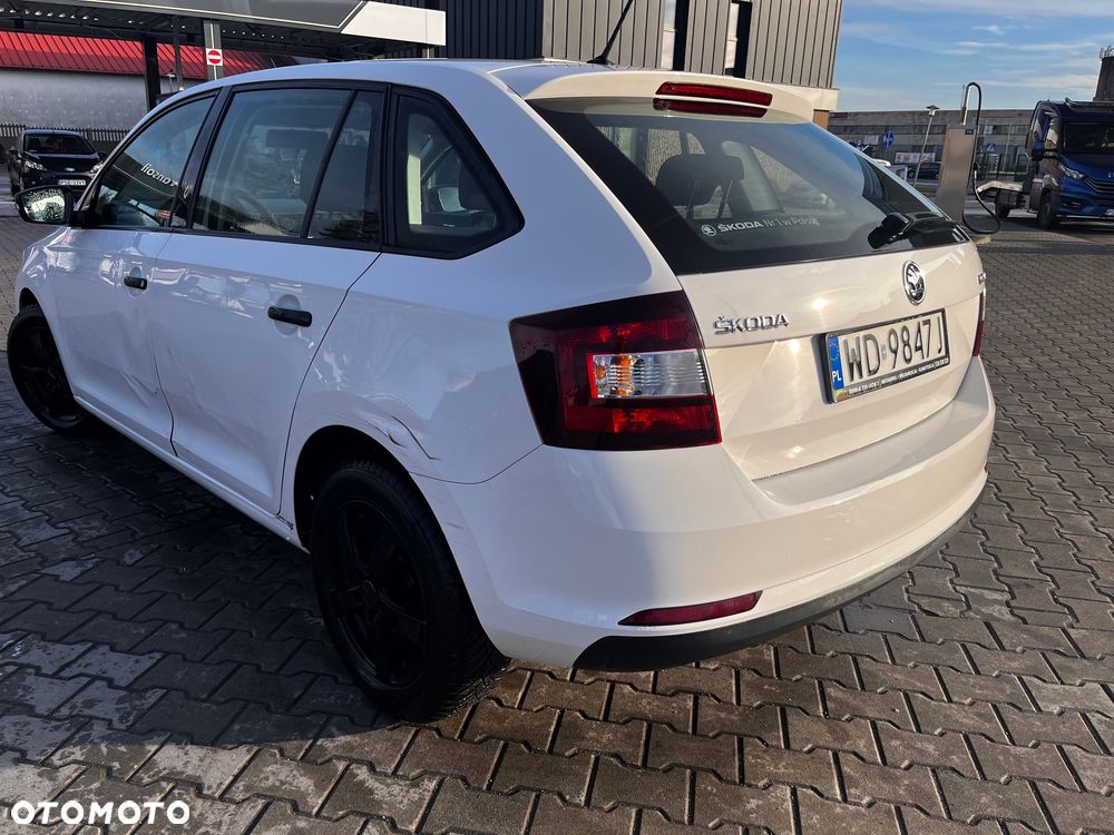 Skoda RAPID 1.4 TDI DPF Clever - 4