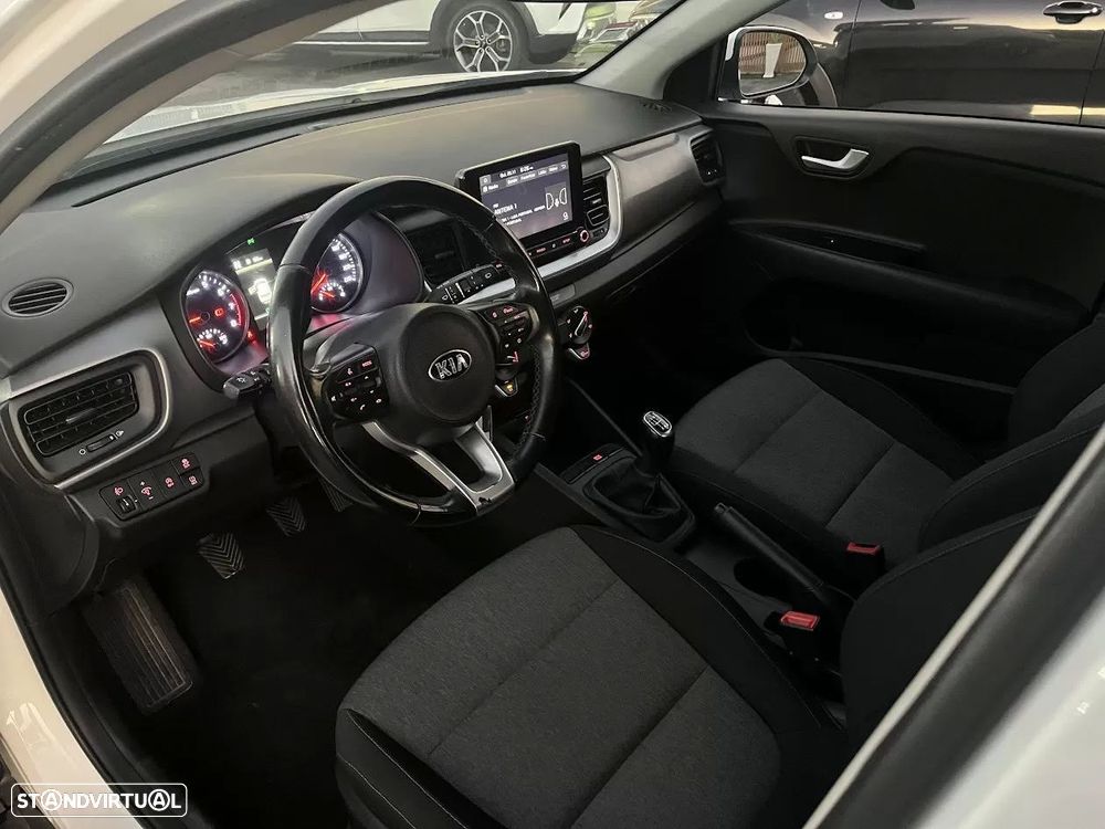Kia Stonic 1.0 T-GDI EX - 12