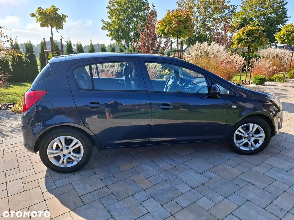 Opel Corsa 1.4 T Cosmo S&S - 23