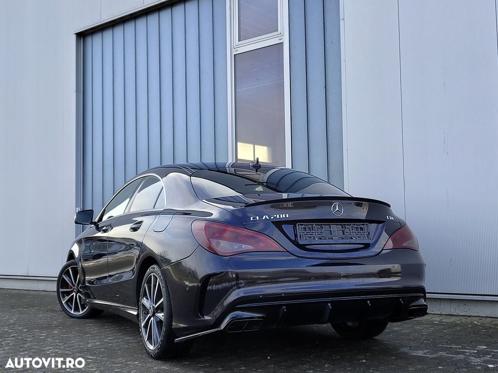 Mercedes-Benz CLA d Shooting Brake 7G-DCT AMG Line - 4