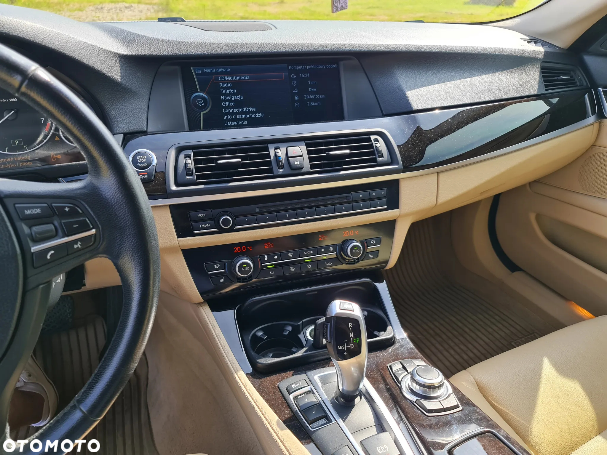 BMW Seria 5 528i xDrive - 35