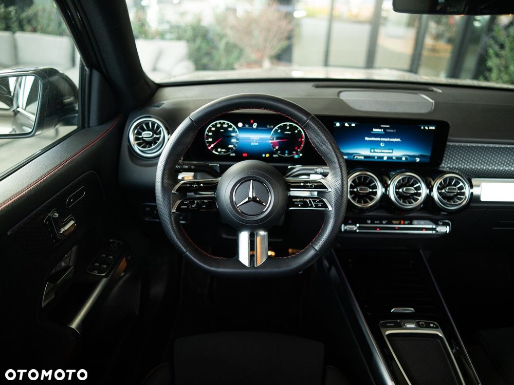 Mercedes-Benz GLB 220 d 4-Matic AMG Line 8G-DCT - 13