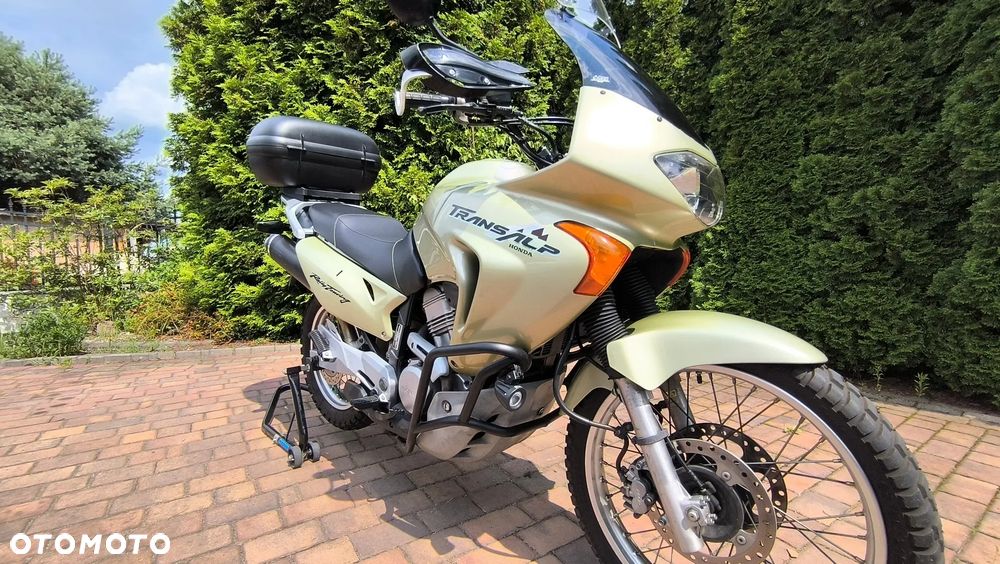 Honda Transalp - 8