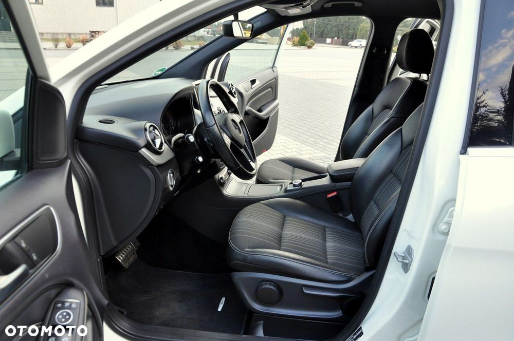 Mercedes-Benz Klasa B - 21