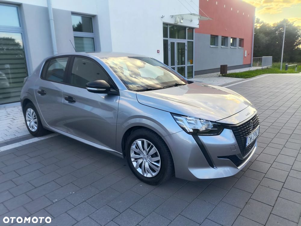 Peugeot 208 - 4