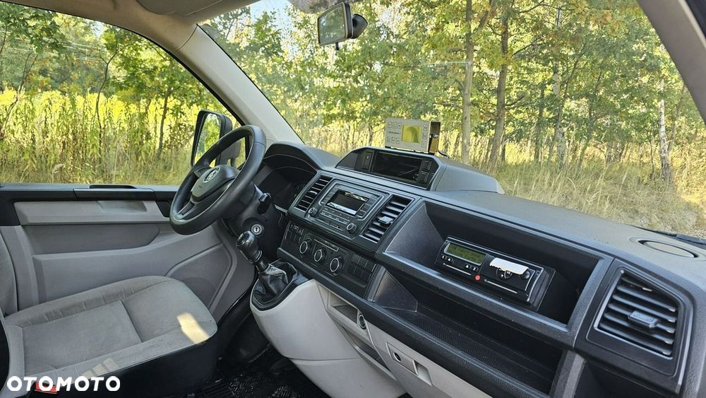 Volkswagen Transporter - 27