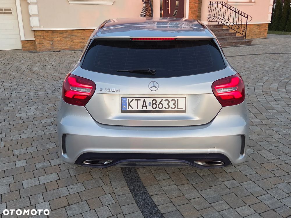 Mercedes-Benz Klasa A 180 d AMG Line 7G-DCT - 14