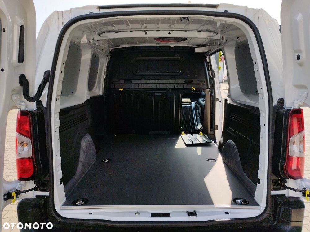 Toyota PROACE CITY - 11