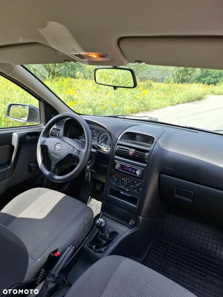 Opel Astra 1.4 111 - 14