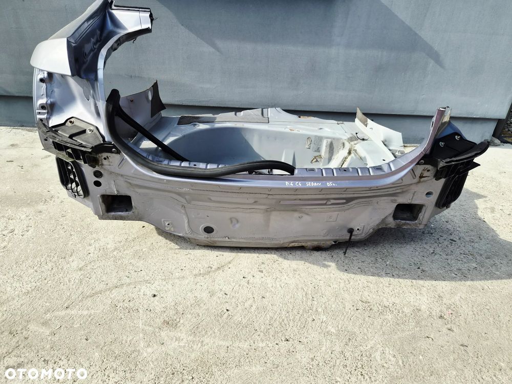 Wannna Pas Tyłu Tył Audi A6 C6 Sedan 4F0
