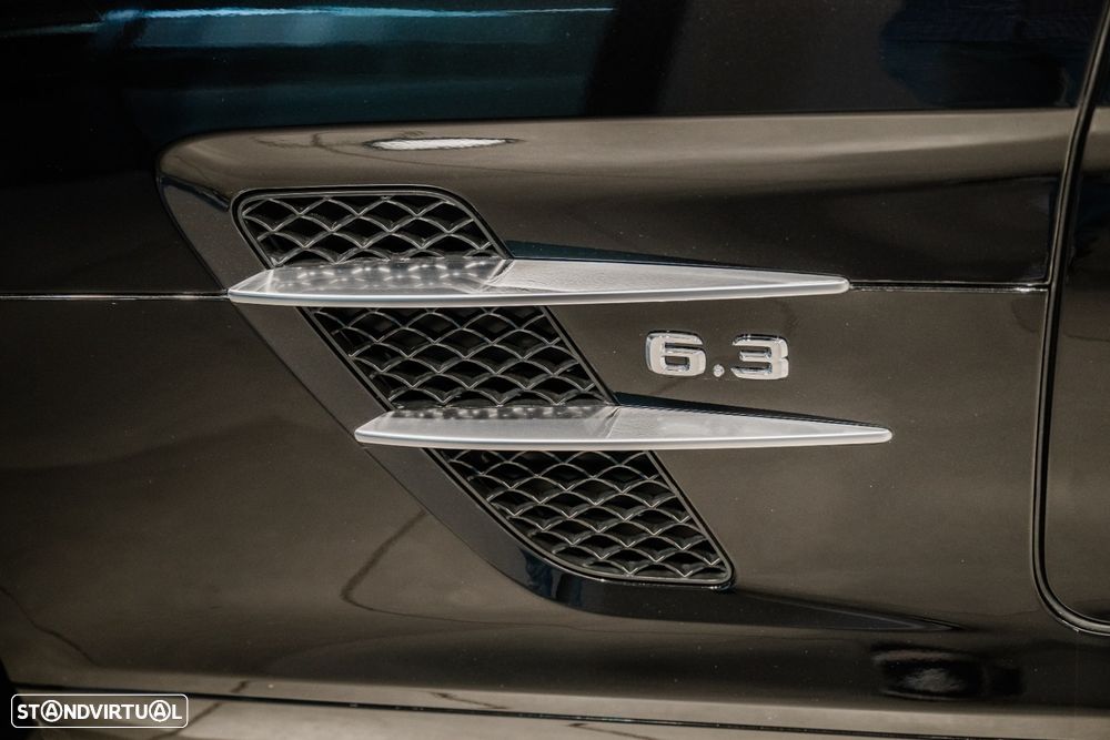 Mercedes-Benz SLS 63 AMG - 18