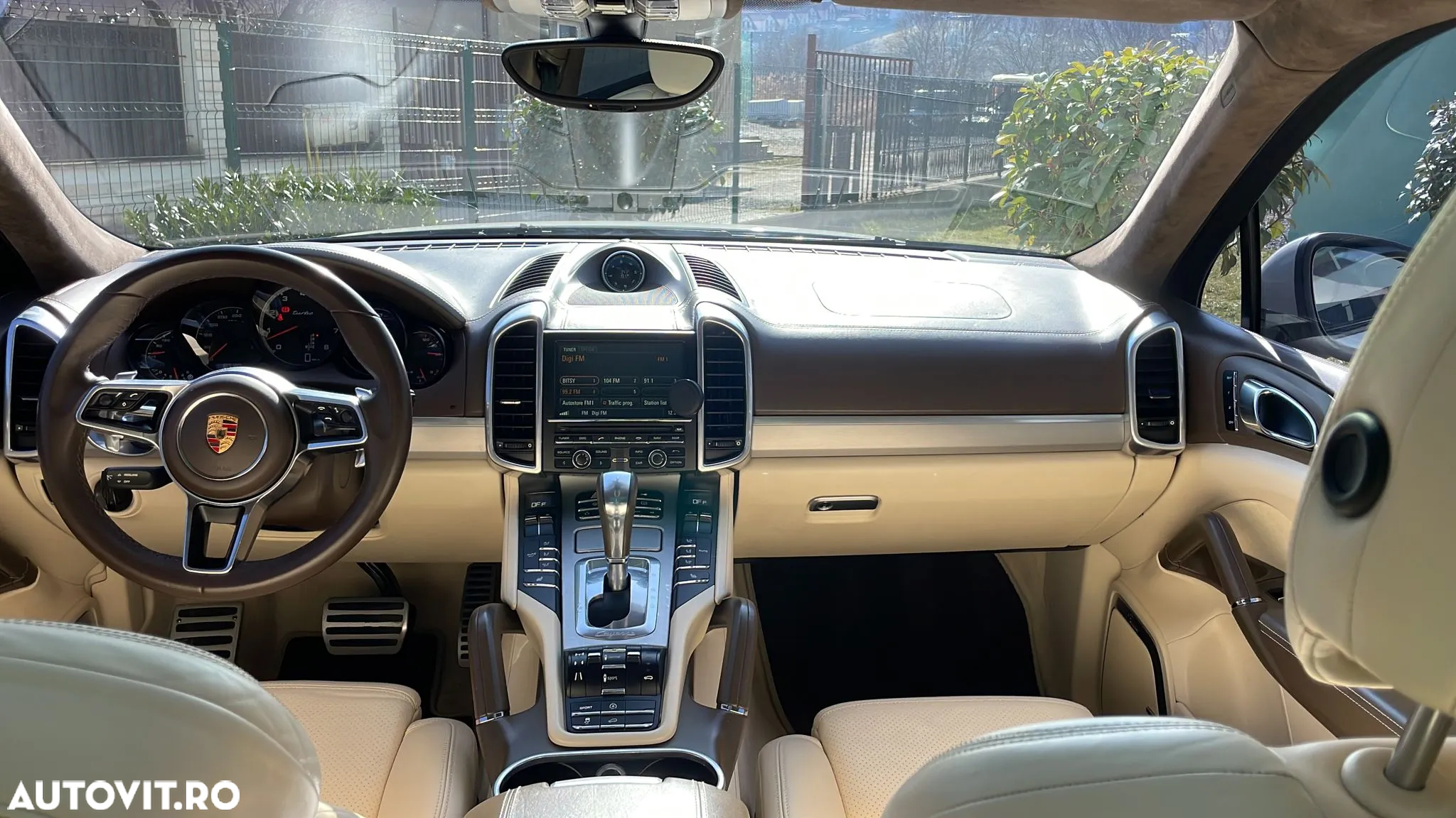 Porsche Cayenne Turbo V8 4.8L Aut. - 26