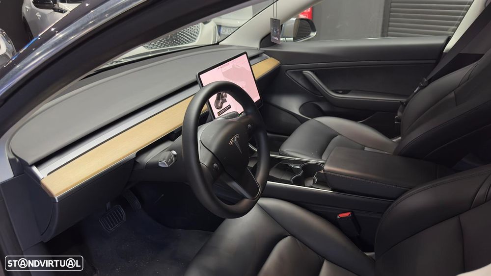 Tesla Model 3 Standard Range Plus RWD - 11
