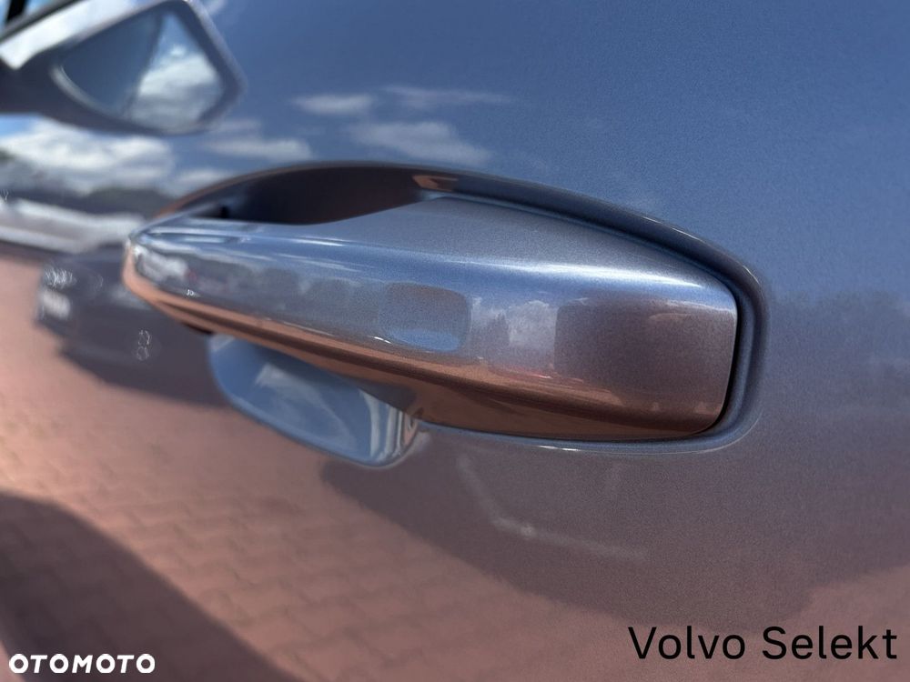Volvo XC 40 B3 B DKG Core - 18