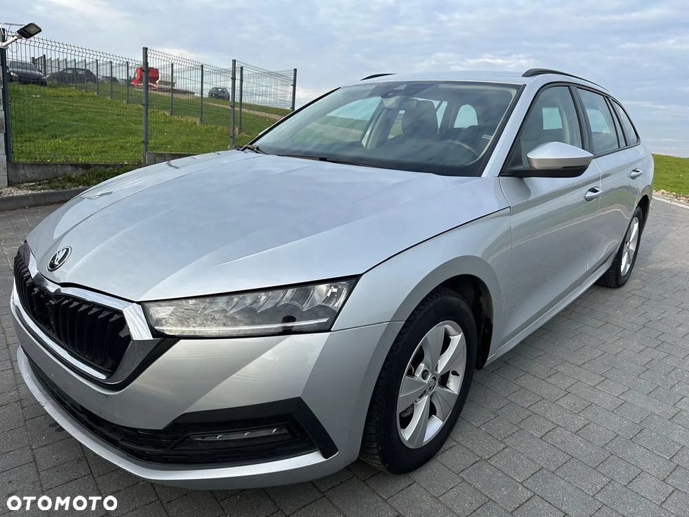 Skoda Octavia 2.0 TDI Ambition DSG - 1