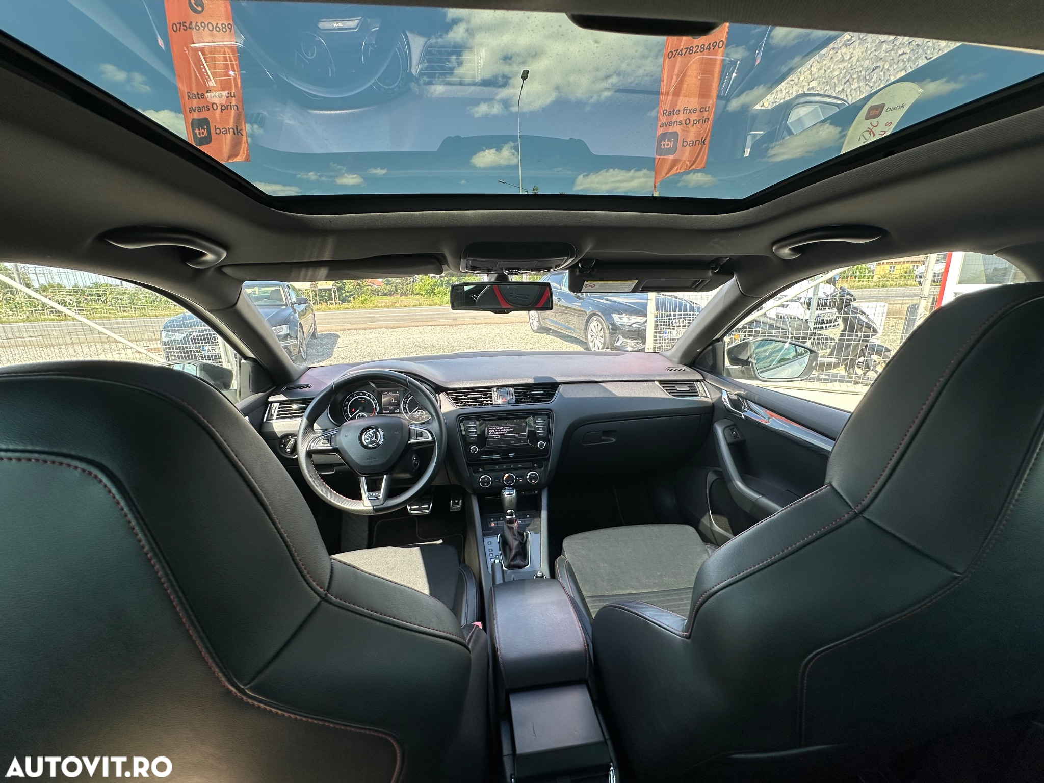 Skoda Octavia 2.0 TDI DSG RS - 7
