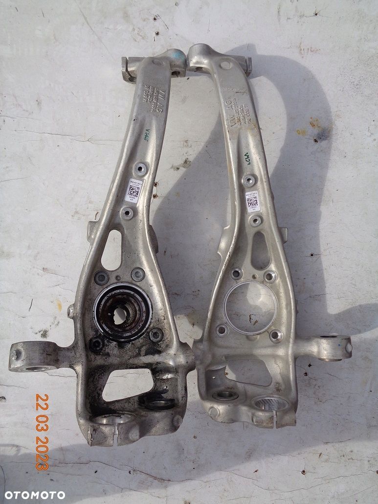 ZWROTNICA PRZEDNIA PRAWA LEWA BENTLEY BENTAYGA 4M0407559A 4M0407560A - 1