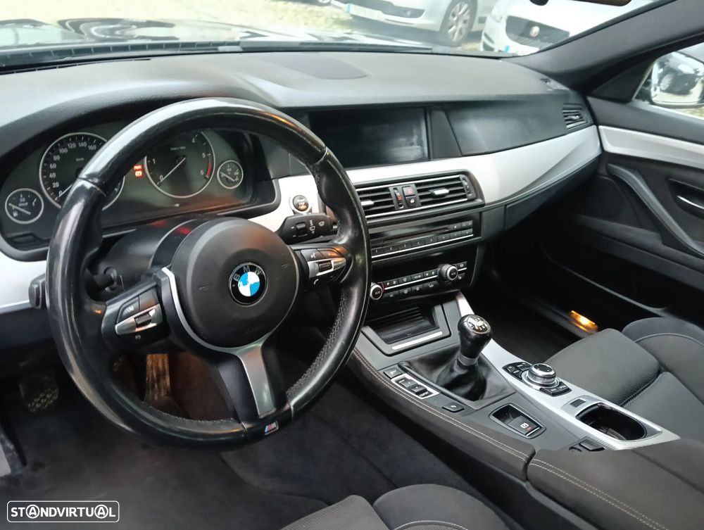 BMW 520 d Pack M - 28