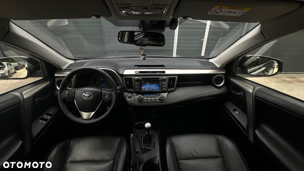 Toyota RAV4 2.0 D-4D Premium - 14