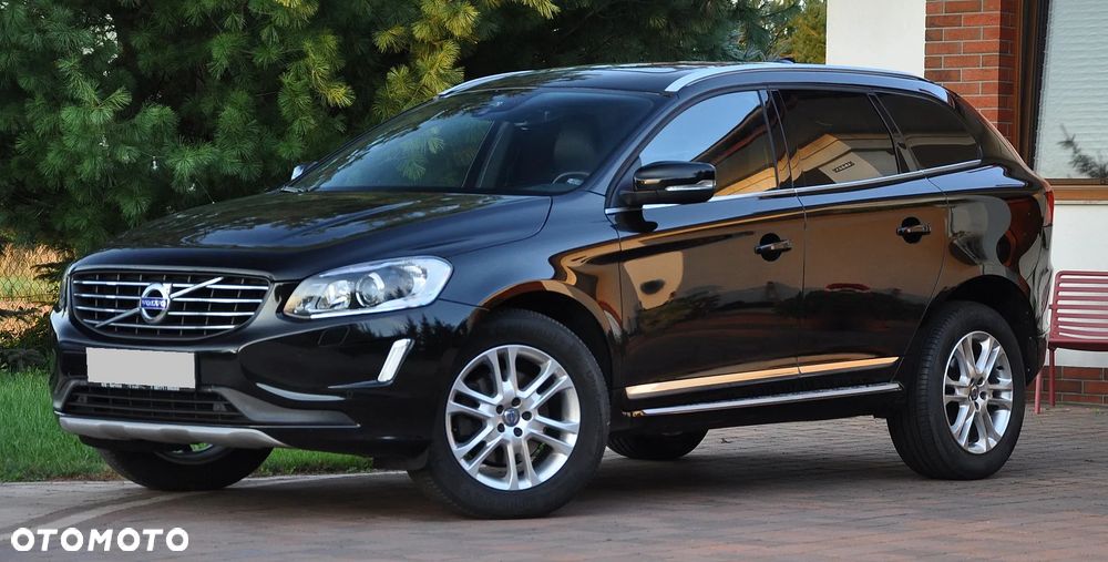 Volvo XC 60 D5 AWD Geartronic Summum - 3