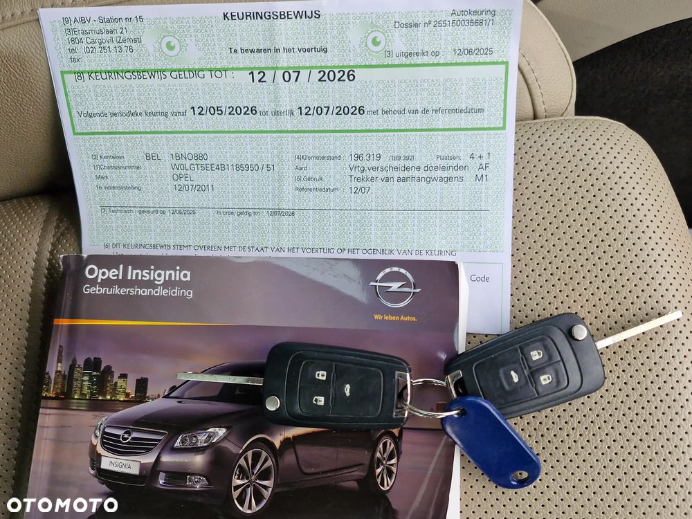 Opel Insignia 2.0 Turbo 4x4 Cosmo - 26