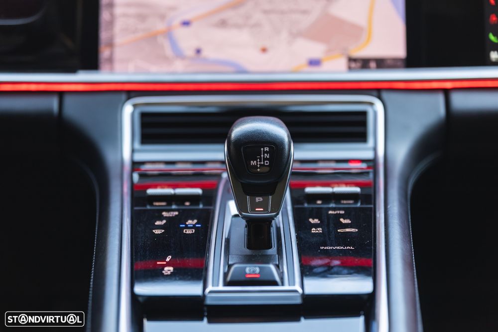 Porsche Panamera Turbo S E-Hybrid - 22
