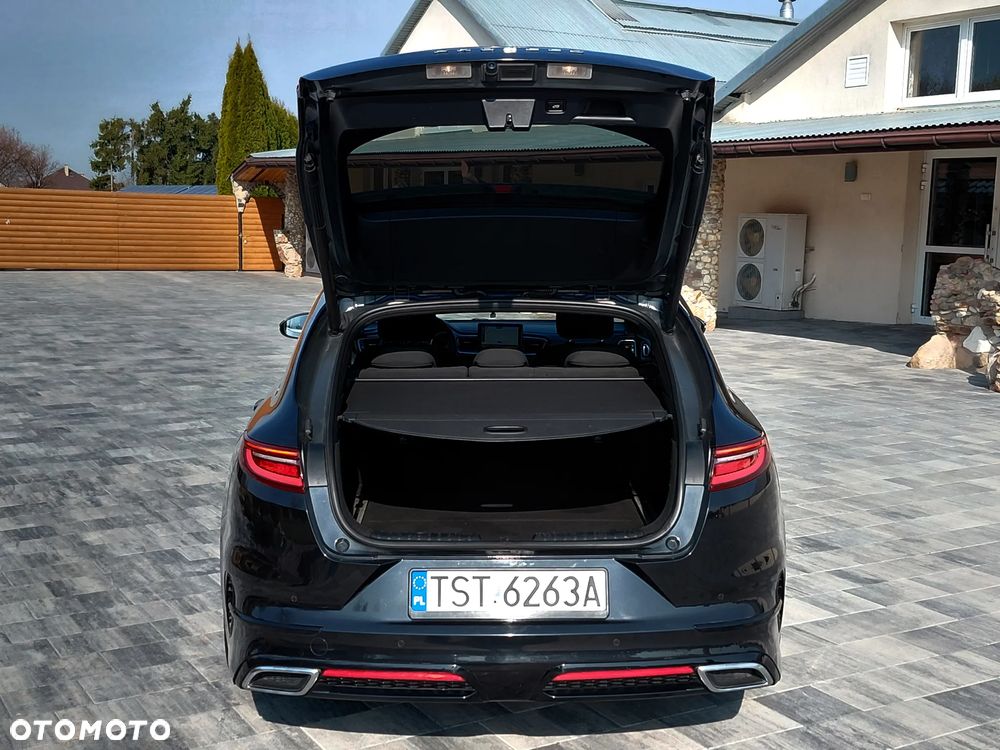 Kia ProCeed 1.6 CRDi GT Line DCT - 18