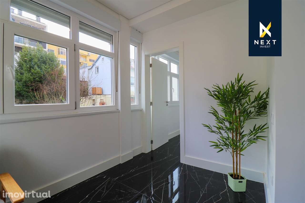 Apartamento T3 Duplex com Garagem no Centro de Viseu - Grande imagem: 2/37