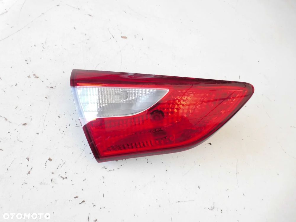 LAMPA W KLAPĘ HYUNDAI I30 II HATCHBACK LEWA TYLNA ORYGINAŁ