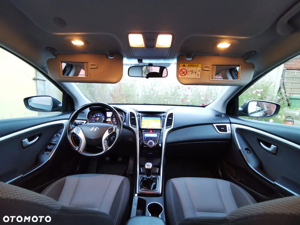 Hyundai i30 1.4 Premium - 25