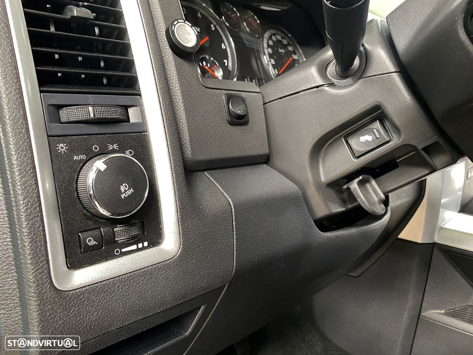 Dodge RAM 1500 5.7 V8 Hemi Sport OFFROAD - 39
