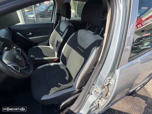 Dacia Sandero 0.9 TCe Stepway - 16