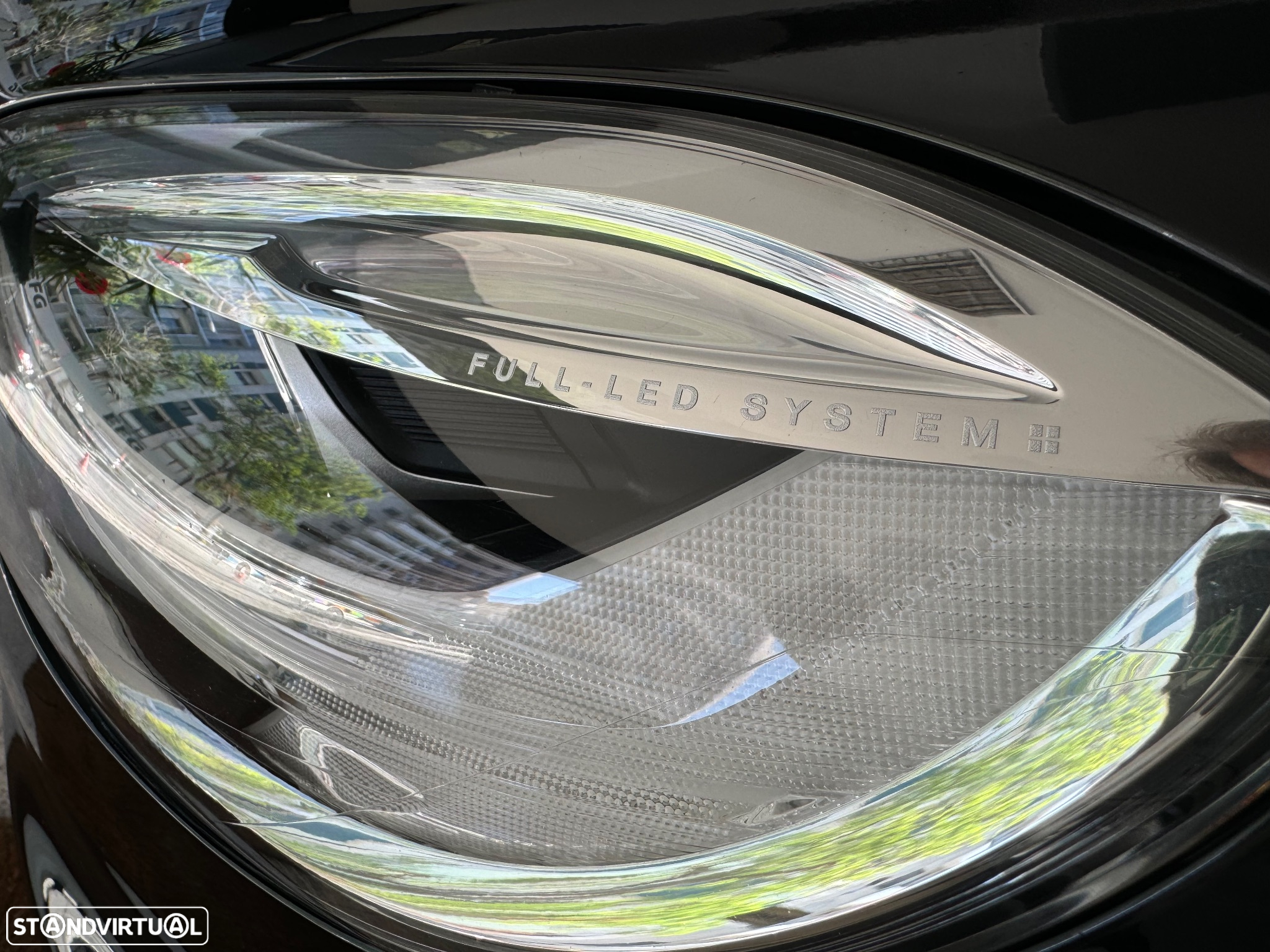 Volvo V40 2.0 D2 R-Design - 6