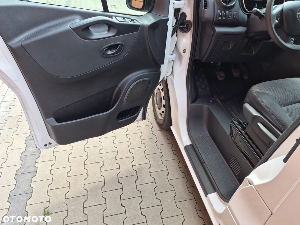 Opel VIVARO B - 15