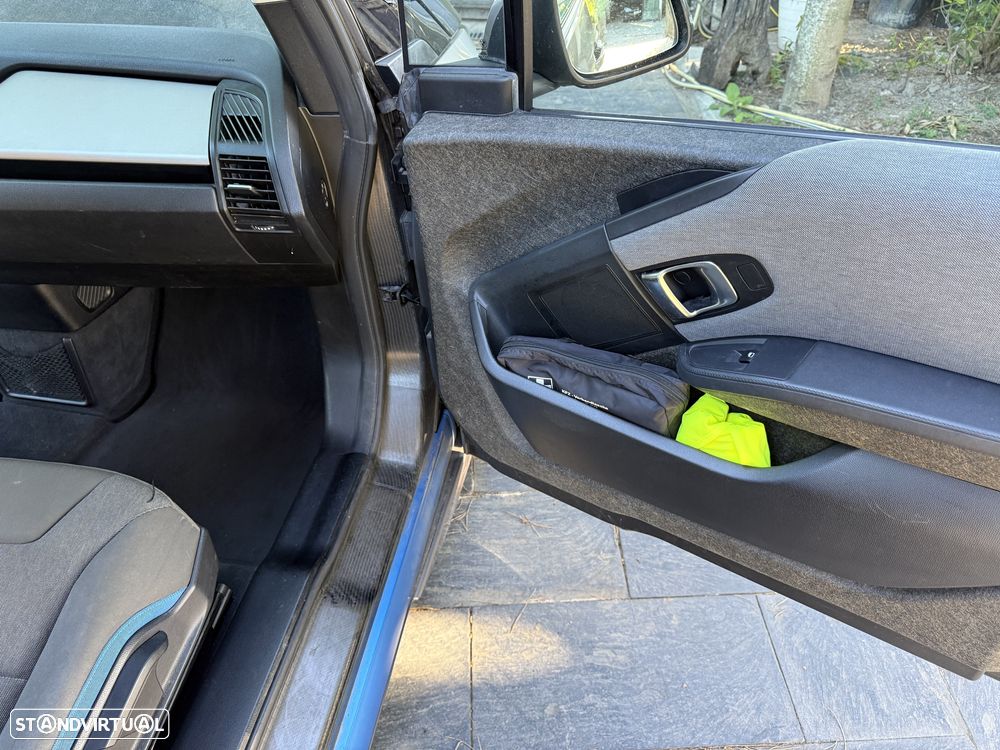 BMW i3 (60 Ah) - 13