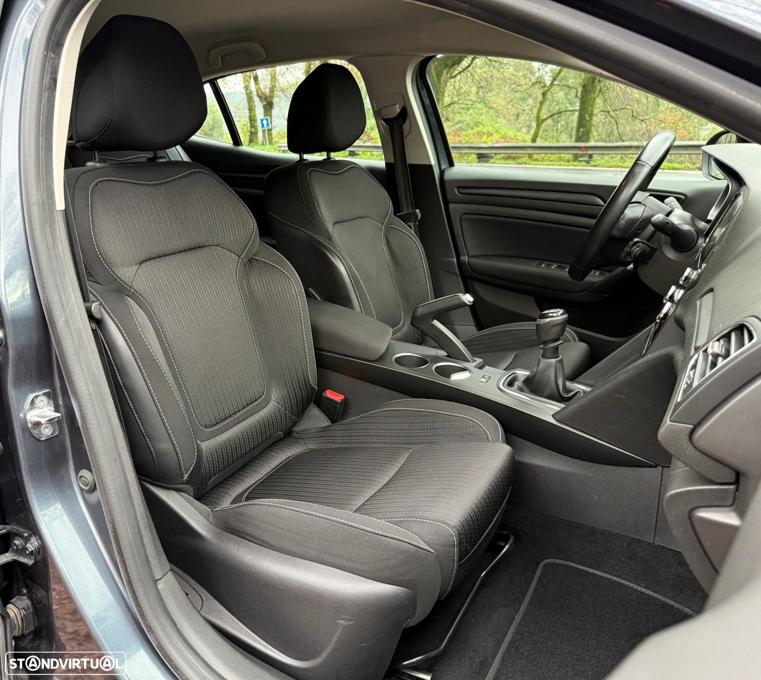 Renault Mégane BLUE dCi 115 ZEN - 22