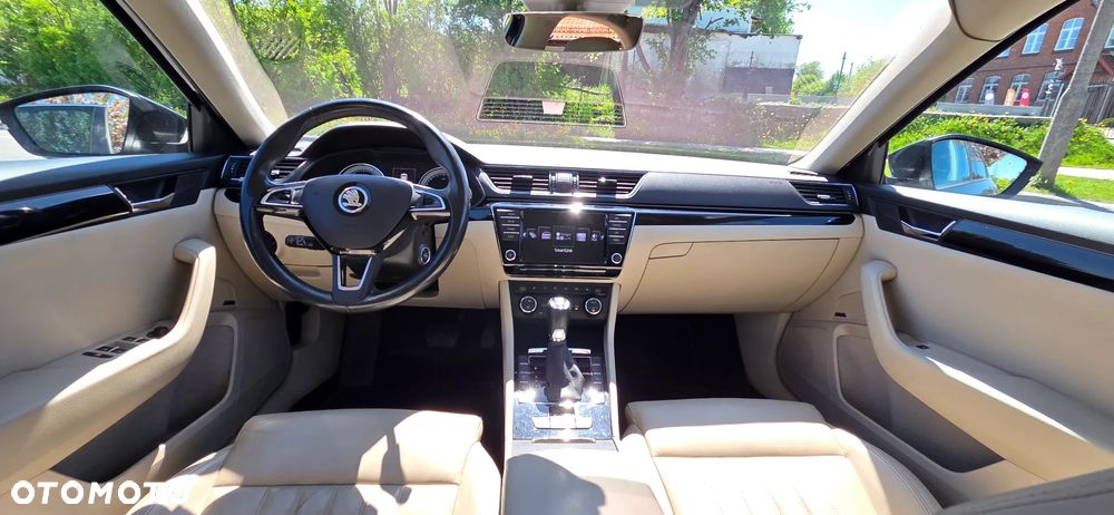 Skoda Superb 2.0 TSI L&K DSG - 2