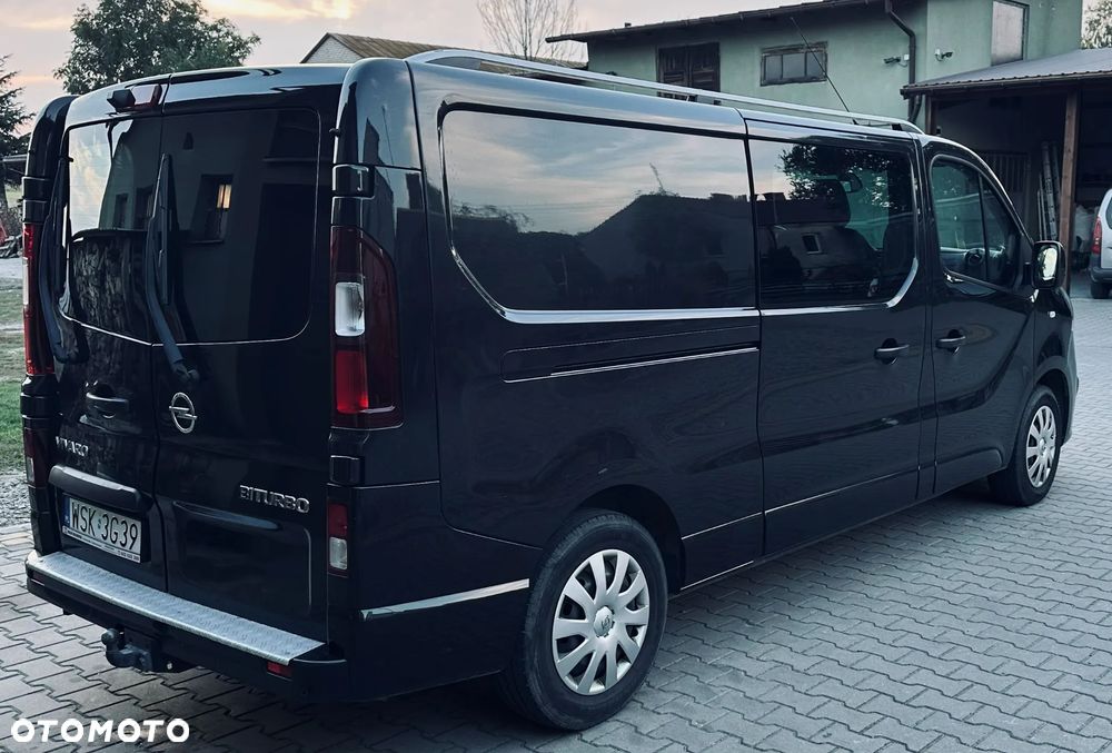 Opel Vivaro - 8