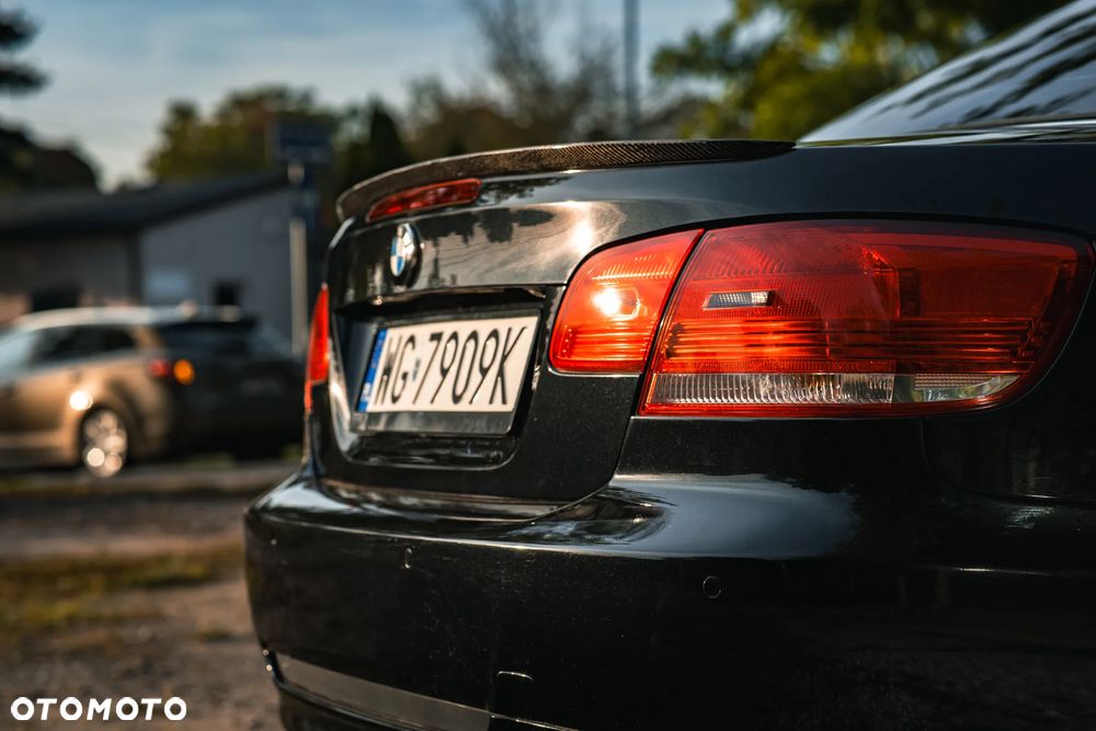BMW Seria 3 325i - 7