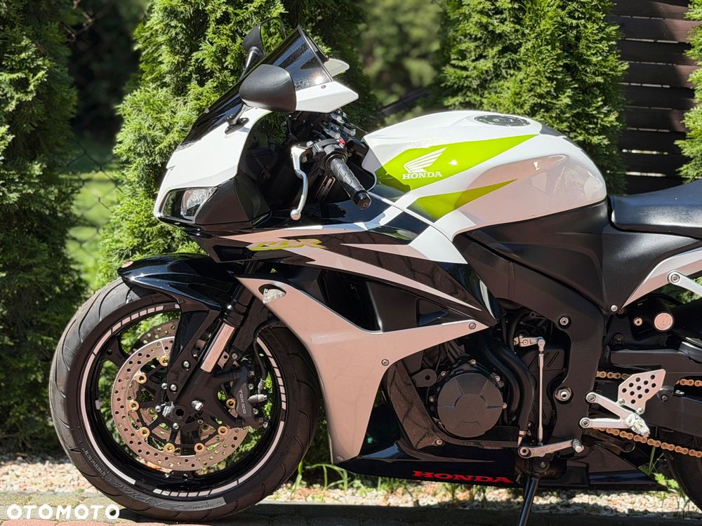 Honda CBR - 19
