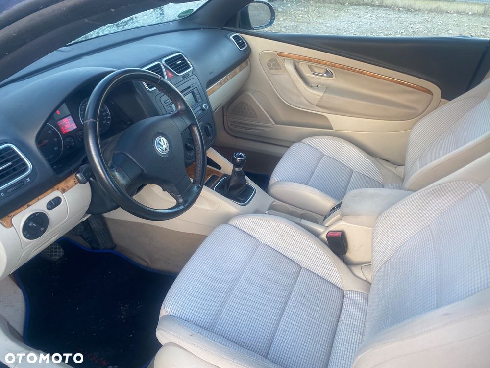 Volkswagen Eos 2.0 FSI - 10