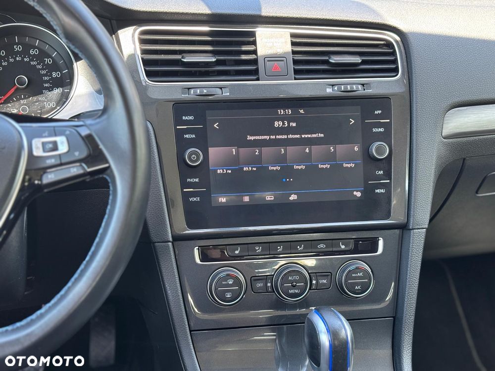 Volkswagen Golf e-Golf - 21