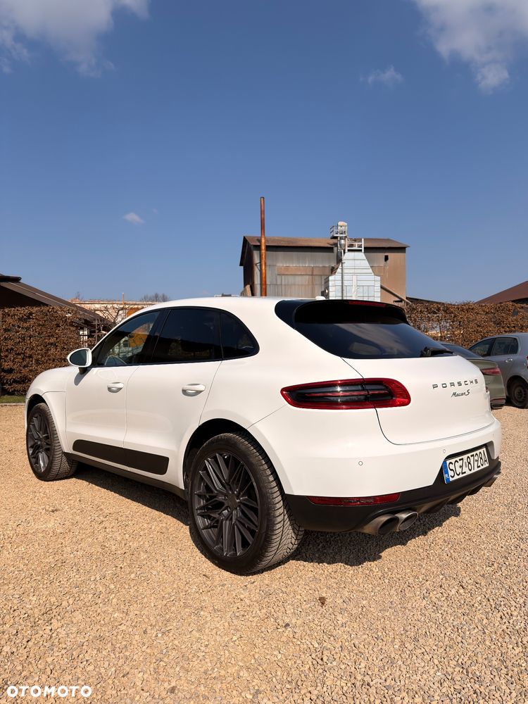 Porsche Macan - 4