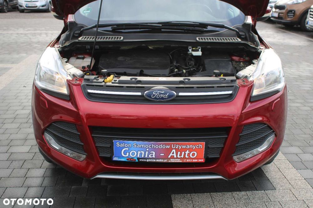 Ford Kuga 1.5 EcoBoost 2x4 Titanium - 10