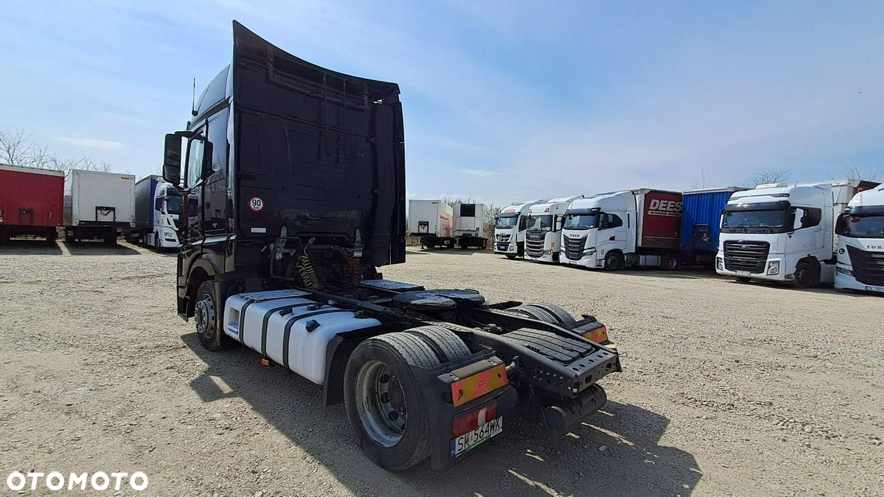 Mercedes-Benz Actros - 5