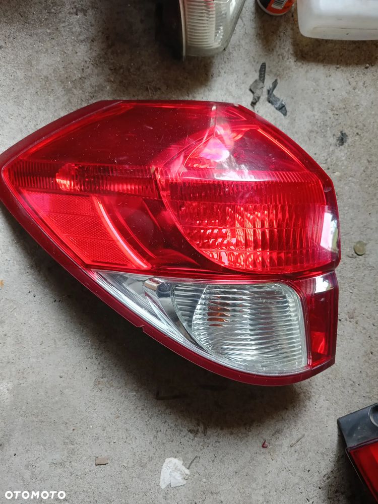 LAMPA LEWA TYŁ TYLNA SUBARU OUTBACK III KOMBI - 1